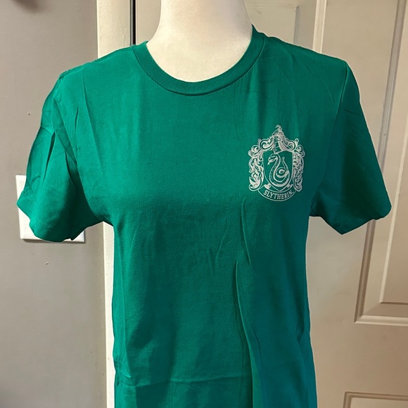 Wizarding World Of Harry Potter Tops - Slytherin Quidditch short sleeve shirt